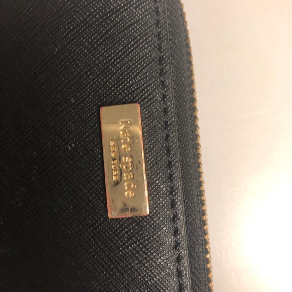 Kate Spade Wallet - Picture 5 of 5